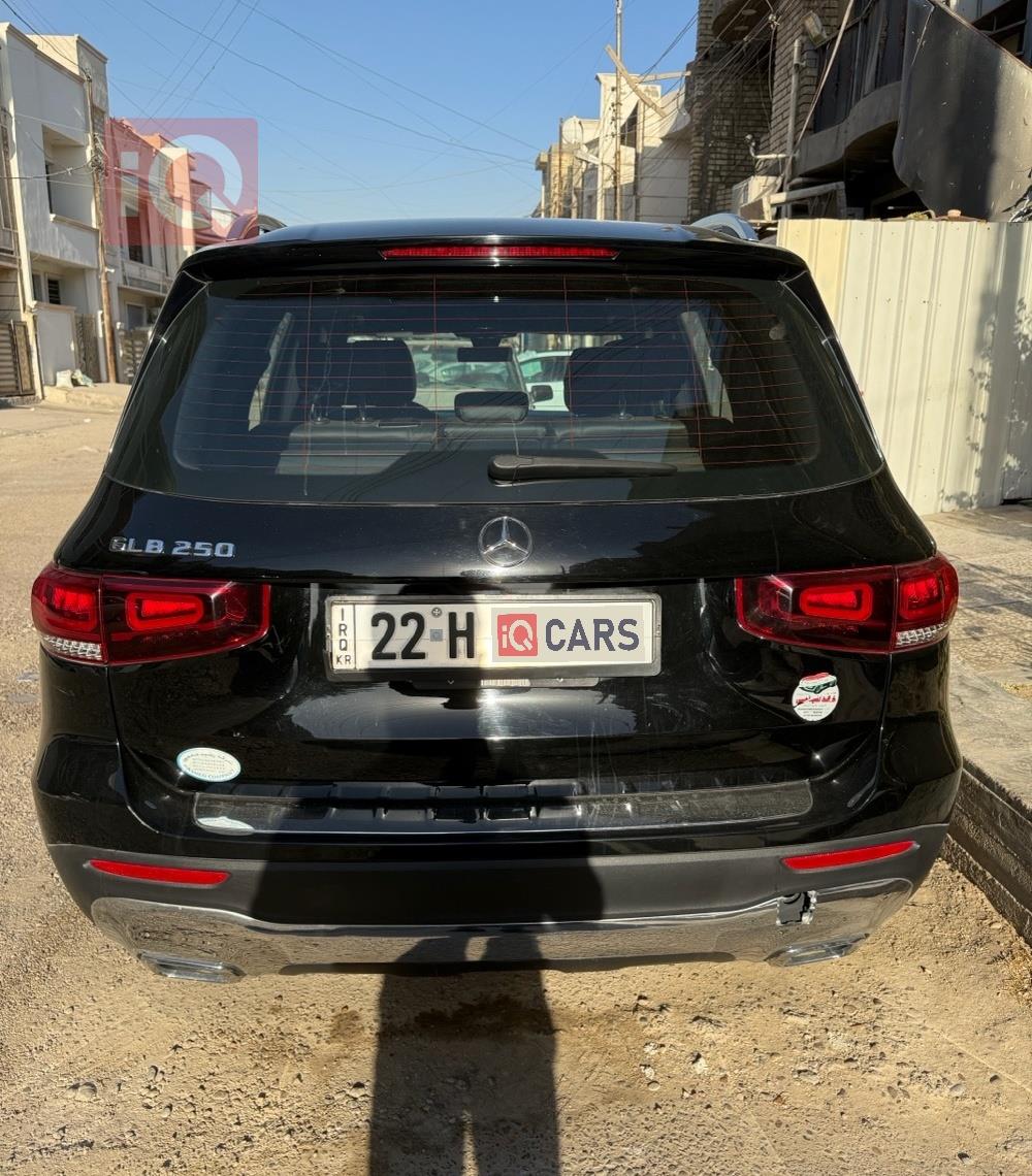 مرسيدس بنز GLB
